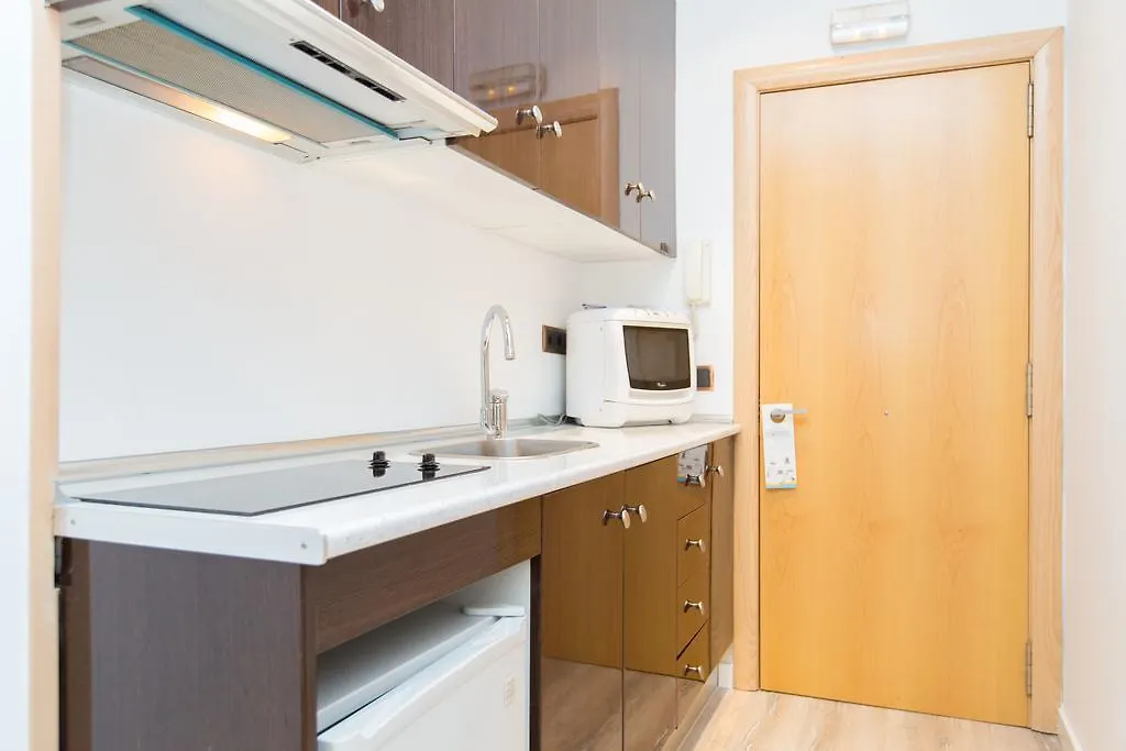 Ainb Las Ramblas-Colon Apartments Barcelona