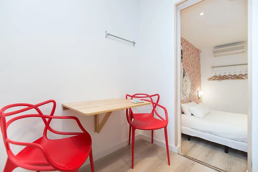 Ainb Las Ramblas-Colon Apartments Barcelona Spain