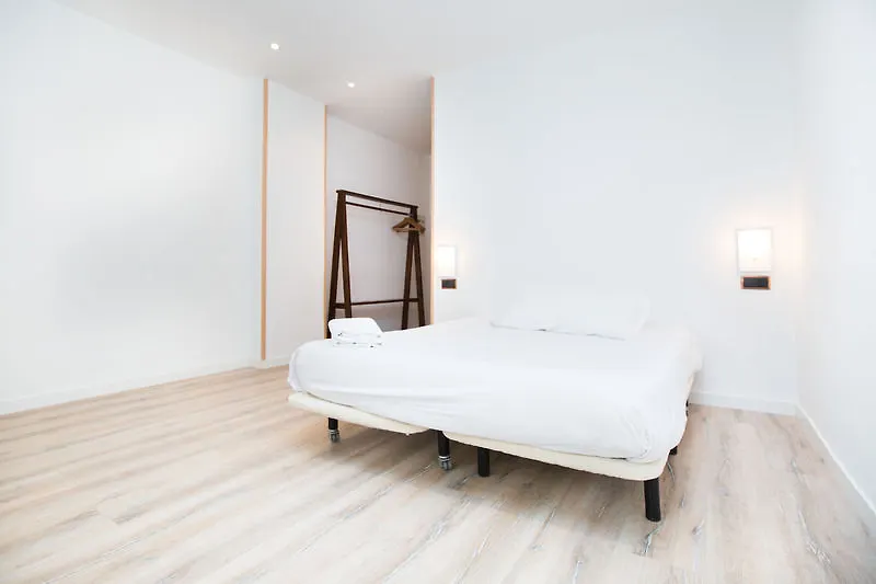 Ainb Las Ramblas-Colon Apartments Barcelona Spain