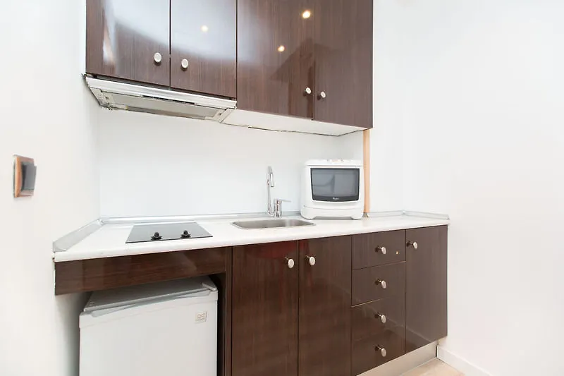 Ainb Las Ramblas-Colon Apartments Barcelona