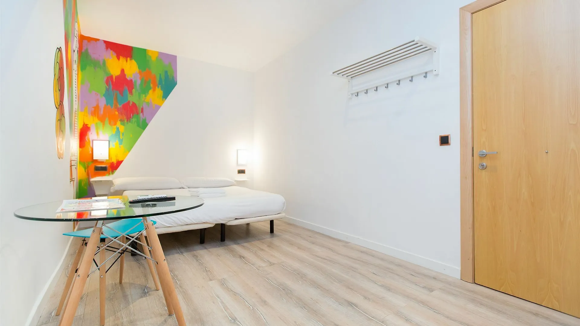 Ainb Las Ramblas-Colon Apartments Barcelona